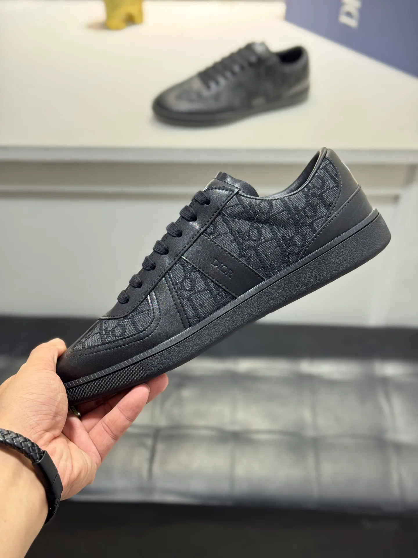 Men's Men's Shoes💰380【New Style】🎠🎠Dior🔍Top Purchasing Agency🇮🇹Di's hot style super popular sneakers are synchronized with the new product counters. The uppers are original Italian imported cowhide, the logo graphics are perfectly reproduced with complex craftsmanship necessary for fashionistas, and the imported soft sheepskin lining is Sole: The original sole is specially provided by the original factory. The exclusive movable molded sole is super comfortable. The original factory follows the order. 🔍🔍Multiple colors are available. You can enter and exit the counter at will. Welcome to compare. A must-have for trendy men. Code number: 38-44 (45 customized